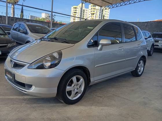 HONDA FIT 1.4 LXL 16V FLEX 4P AUTOMÁTICO HONDA FIT 1.4 LXL 16V FLEX 4P AUTOMÁTICO